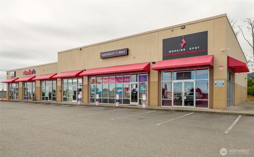 ste-c-755 W Washington St, Sequim, WA, 98382-3272 | Card Image