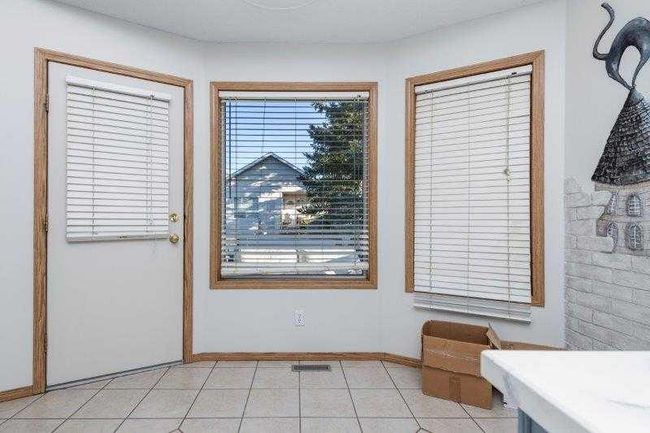 134 Somerset Drive Sw, House other with 4 bedrooms, 3 bathrooms and 4 parking in Calgary AB | Image 12