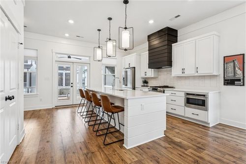 909 Douglas Eley Ln, Chesapeake, VA, 23322-8751 | Card Image