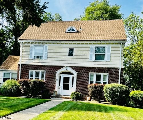 26 E Park St, East Orange, NJ, 07017-1617 | Card Image