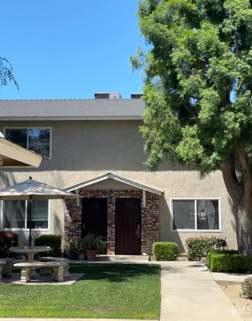 609 Taylor St, Bakersfield, CA, 93309-3018 | Card Image