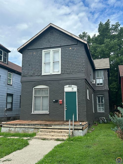 425 Sw Taylor St, Topeka, KS, 66603-3549 | Card Image