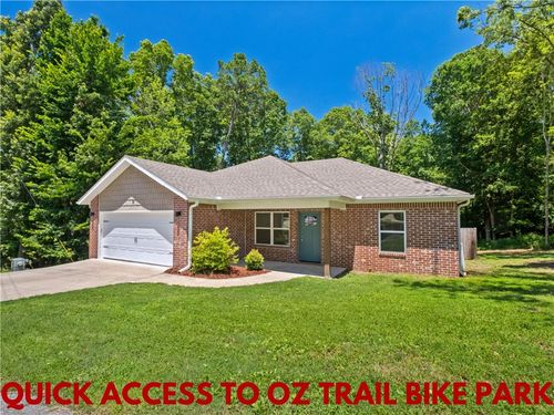 11 Orleton Ln, Bella Vista, AR, 72715-6636 | Card Image
