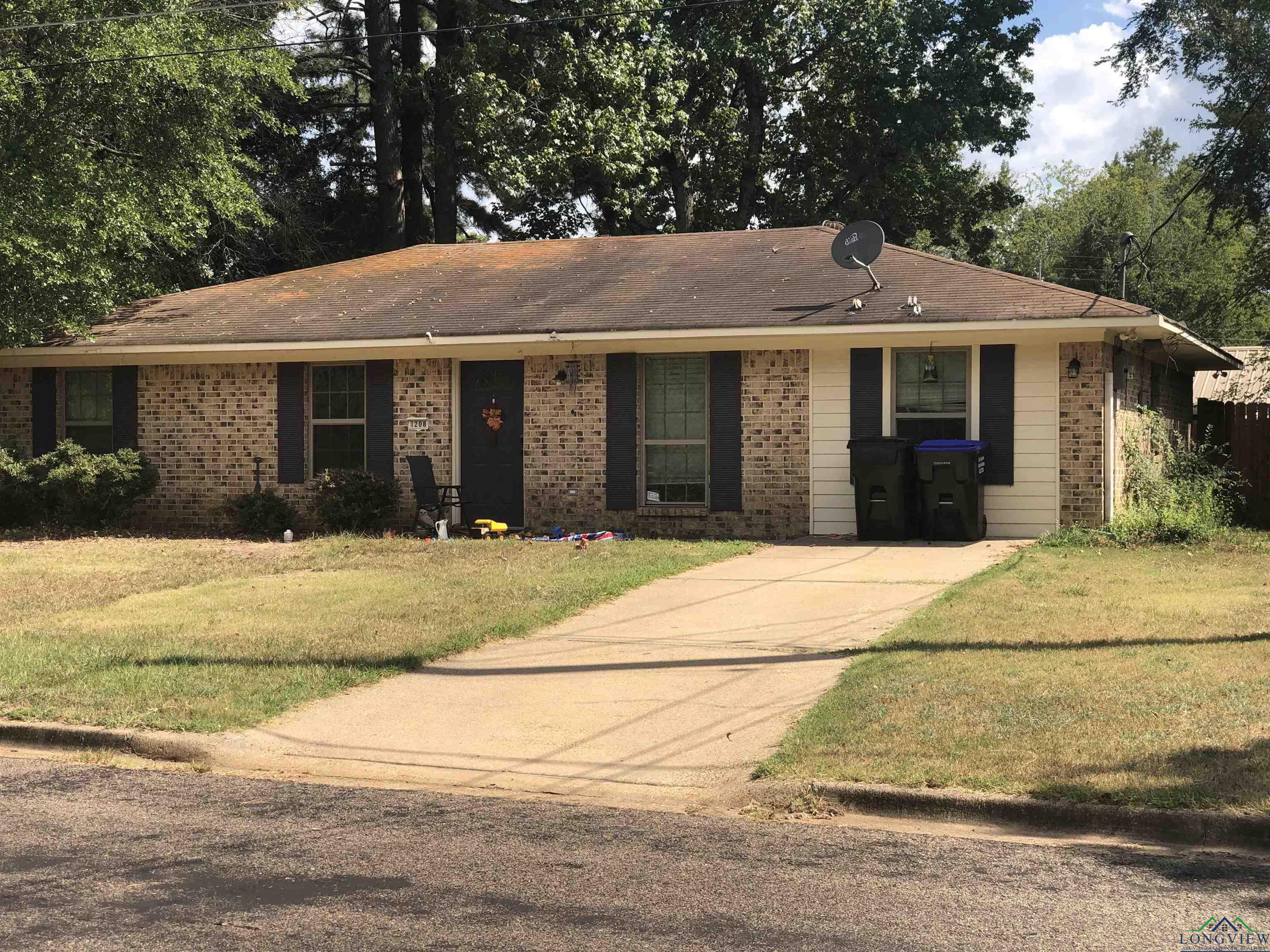Independence Dr, Longview, TX 75604