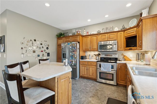 UNIT-113 - 1121 Town Line Rd, Condo with 2 bedrooms, 3 bathrooms and 4 parking in Bryan OH | Image 17