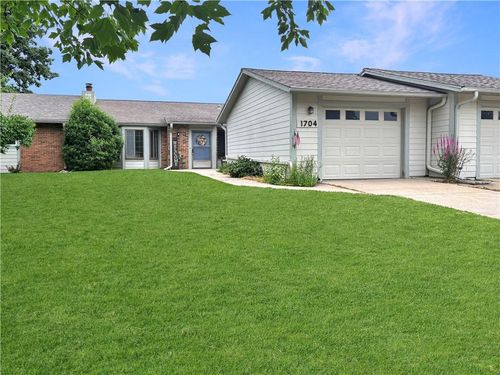 1704 W Long Blvd, Raymore, MO, 64083-9116 | Card Image