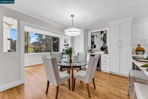 apt-4-1200 Leisure Ln, Walnut Creek, CA, 94595-2929 | Card Image