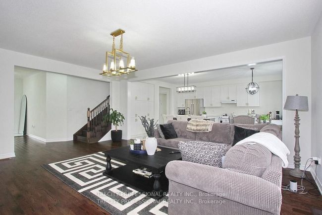 16 Dolucci Cres, House other with 4 bedrooms, 3 bathrooms and 2 parking in Brampton ON | Image 15