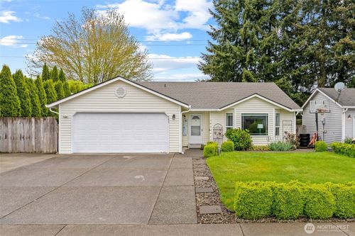 105 Wilshire Way, Kelso, WA, 98626-1894 | Card Image