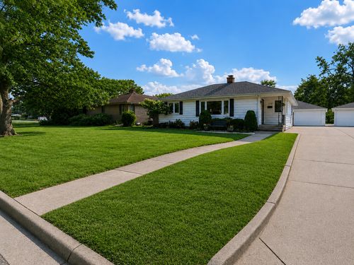 1235 Grandview Ave, Lockport, IL, 60441-3650 | Card Image