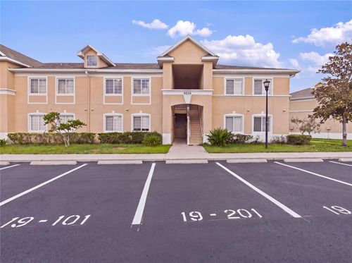 201-9519 Newdale Way, RIVERVIEW, FL, 33578-4247 | Card Image