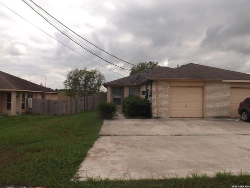 2764-2764 Fm 1044, New Braunfels, TX, 78130-9119 | Card Image