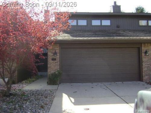 1450 Beaumont Cir, Flushing, MI, 48433-1872 | Card Image