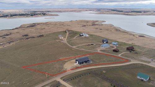 1205 50b Ave Nw, Garrison, ND, 58540-6025 | Card Image