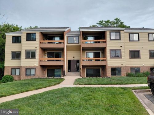 unit-2a-1002 Scarlet Oak Ct, HAMPSTEAD, MD, 21074-4304 | Card Image