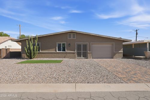 9564 W Santa Cruz Blvd, Arizona City, AZ, 85123-7151 | Card Image