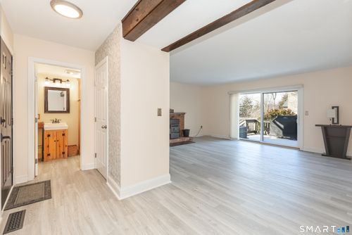 122a-24 Woods Way, Woodbury, CT, 06798-3229 | Card Image