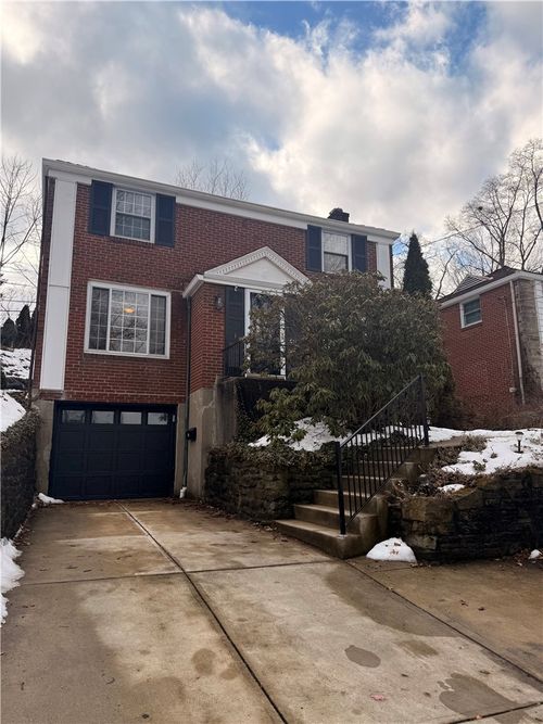 611 Overlook Drive, Mt. Lebanon, PA, 15216 | Card Image
