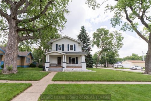 223 W 12th Street, Grand Island, NE, 68801 | Card Image