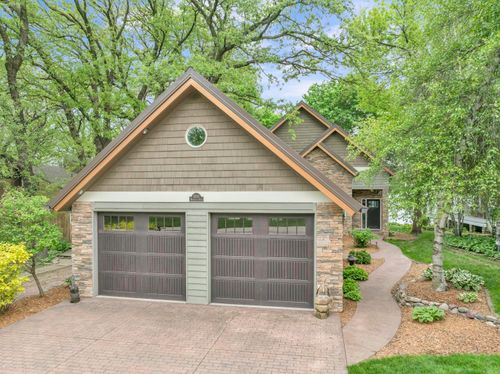 2000 Manhattan Boulevard, Wahpeton, IA, 51351 | Card Image