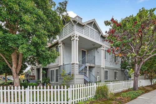 1253 Warren St, Redwood City, CA, 94063-1226 | Card Image
