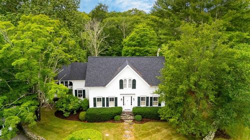 121 Perryville Rd, Rehoboth, MA, 02769-1807 | Card Image