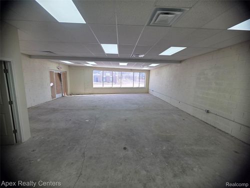 2262 S Wayne Rd Road, Westland, MI, 48186 | Card Image