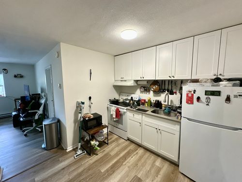 210-720 Bennington, Boston, MA, 02128 | Card Image