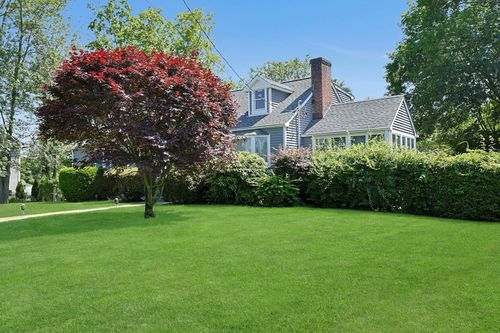 328 Willis Ave, Hawthorne, NY, 10532-1921 | Card Image