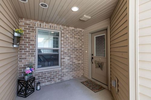 1-2157 Royal Crest Circle, BELLEVUE, WI, 54311 | Card Image