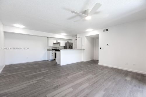 3018-2094 Arbour Walk Cir, Naples, FL, 34109-8844 | Card Image