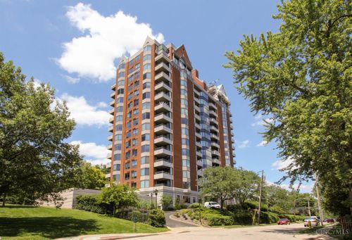 2121 Alpine Pl, Cincinnati, OH, 45206-2690 | Card Image