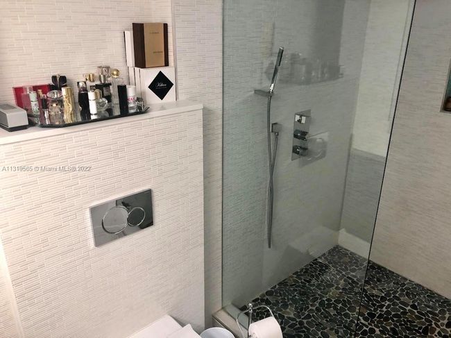 APT-1501 - 18071 Biscayne Blvd, Condo with 2 bedrooms, 2 bathrooms and null parking in Aventura FL | Image 16