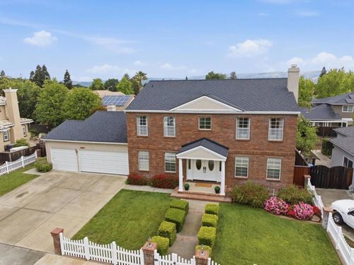 15670 Via Castana, Morgan Hill, CA, 95037-5837 | Card Image