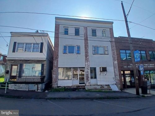 54 N Lehigh Ave, FRACKVILLE, PA, 17931-1424 | Card Image