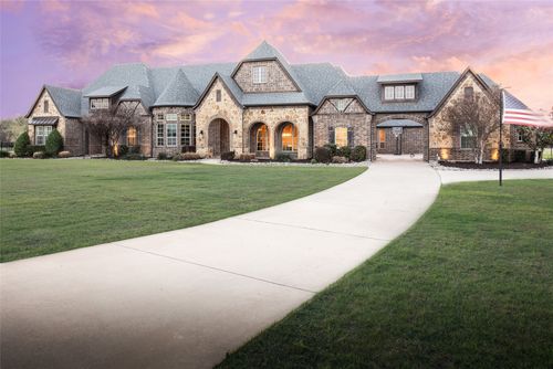 2525 Whispering Acres Ln, Lucas, TX, 75002-1035 | Card Image