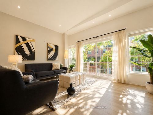 22 Exchequer Pl, Scarborough, ON, M1S5R9 | Card Image