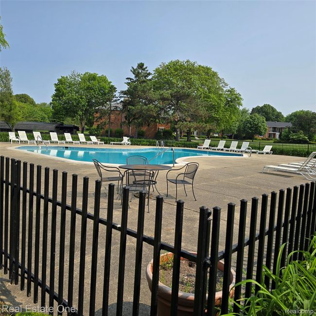 Pool 1.jpg | Image 49