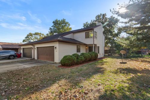 515-515 Clearwater Dr, Champaign, IL, 61822-7323 | Card Image