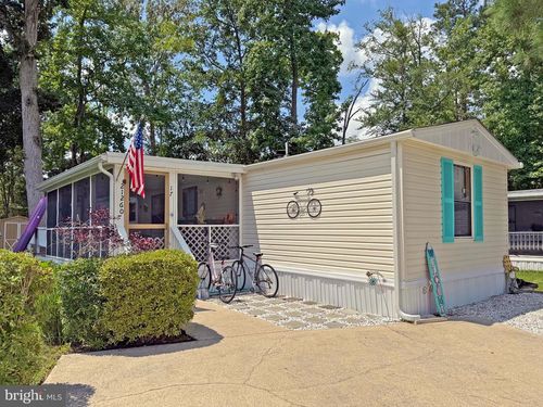 g-17-21260 G St, REHOBOTH BEACH, DE, 19971-8431 | Card Image