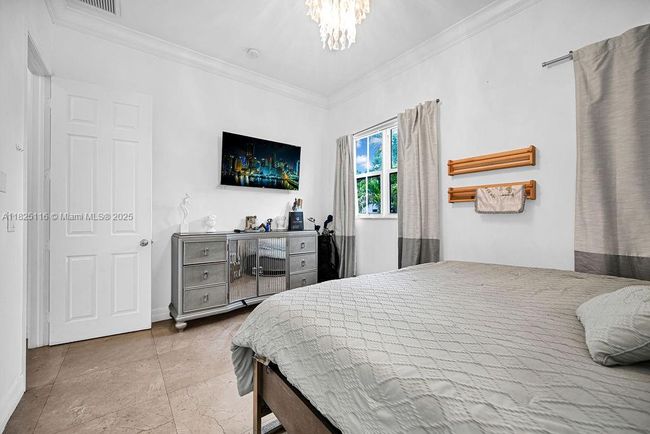 3521 Forest View Cir, House other with 5 bedrooms, 5 bathrooms and null parking in Fort Lauderdale FL | Image 20