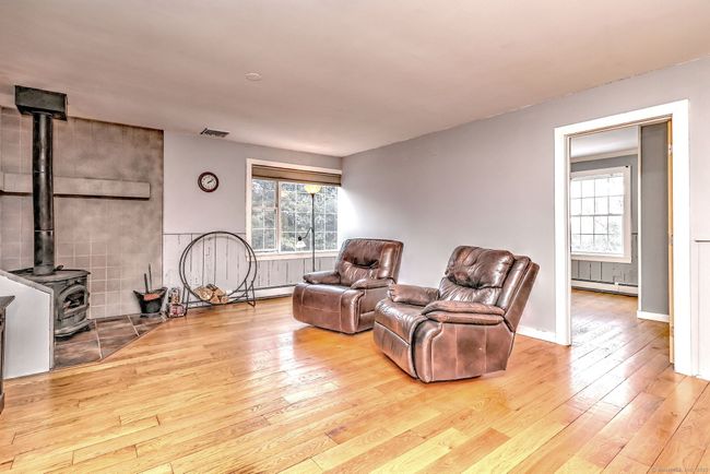 104 South St, House other with 4 bedrooms, 2 bathrooms and 10 parking in Morris CT | Image 13
