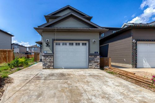 179 Aldergrove Ave, Fort Mcmurray, AB, T9J1E6 | Card Image