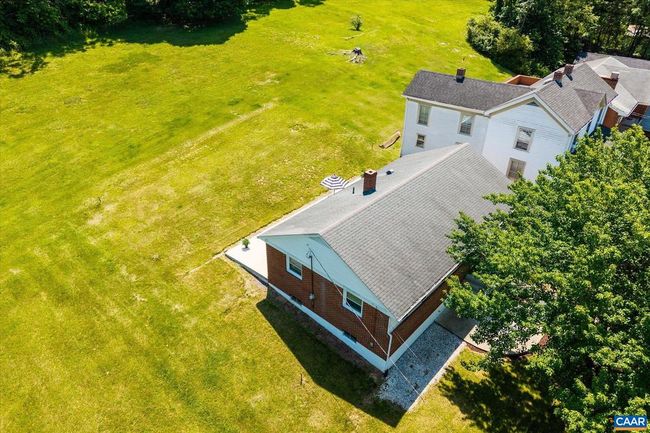 1321 E Main St, House other with 3 bedrooms, 1 bathrooms and null parking in WAYNESBORO VA | Image 32
