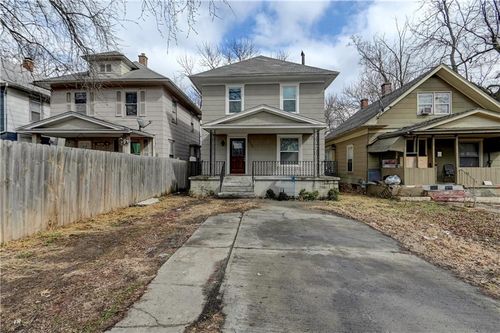 113 White Ave, Kansas City, MO, 64123-1549 | Card Image