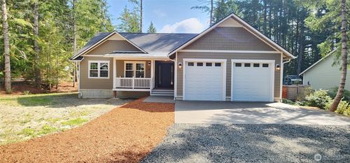 21 E Eastwood Ln, Union, WA, 98592-9725 | Card Image