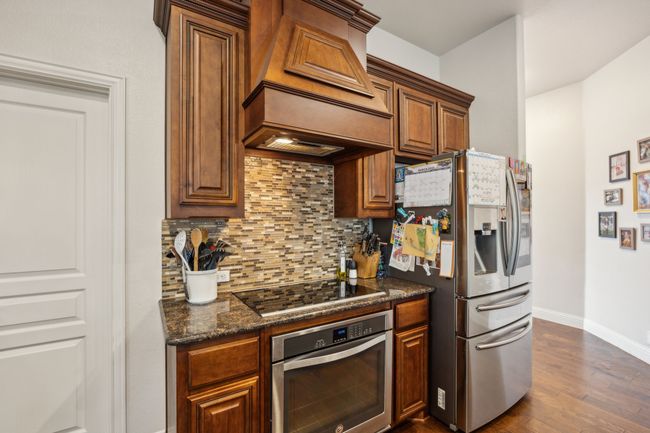 218 Calvert Dr, House other with 4 bedrooms, 3 bathrooms and null parking in Midlothian TX | Image 5