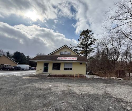 2494 S Lakeshore Rd, Port Sanilac, MI, 48469 | Card Image