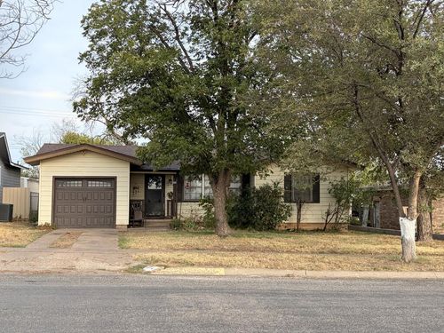 4014 Austin Ave, Snyder, TX, 79549-5931 | Card Image