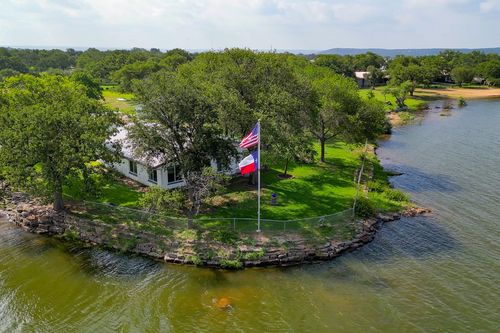 106 Chuckwagon, Burnet, TX, 78611-4087 | Card Image